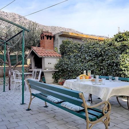 Charming Carmen Apartment Kastela Dış mekan fotoğraf