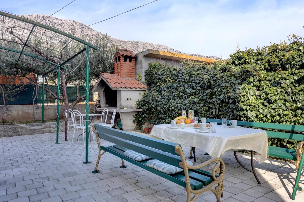 Charming Carmen Apartment Kastela Dış mekan fotoğraf