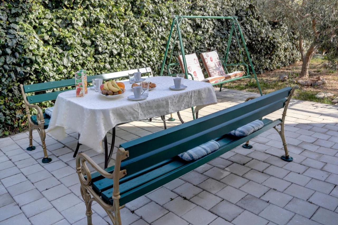 Charming Carmen Apartment Kastela Dış mekan fotoğraf