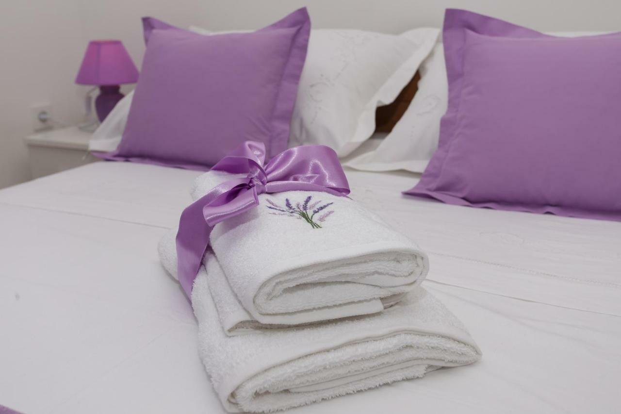 Charming Carmen Apartment Kastela Dış mekan fotoğraf